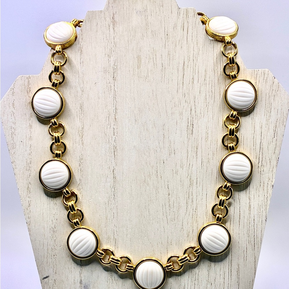 Vintage Monet White Ribbed Thermoset Cabochons Chunky Necklace 15” - 19” Inches